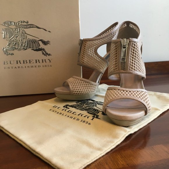 Burberry Nude Mesh 115 Sandal EUR 40/US 9.5 - Picture 1 of 8